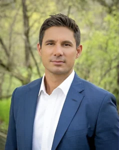 Doctor Nearly DIES, Then Discovers Spiritual Science of Healing