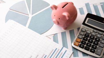 Smart Finance Management: Financial Apps Worth Use On iPhone