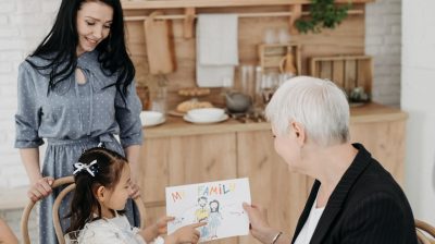 10 Types of Social Workers and How They Serve The Community
